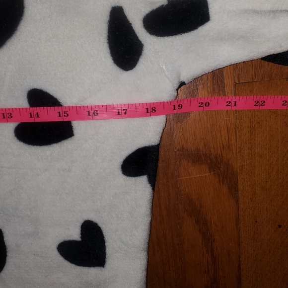 Angel Cult White Long Sleeve Fluffy Shirt with Black Hearts - Picture 5 of 7